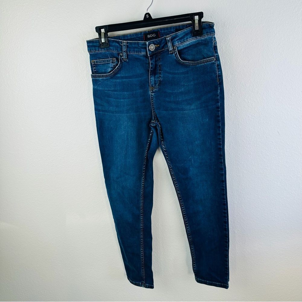 BDG Midrise Cigarette Crop‎ Jean Size 29